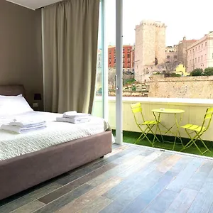 Vista - Piazza Yenne 3*, Cagliari Italia
