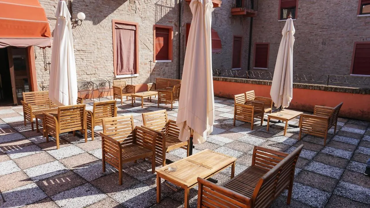 Antica Dimora Della Racchetta Hotel Ferrara Italy